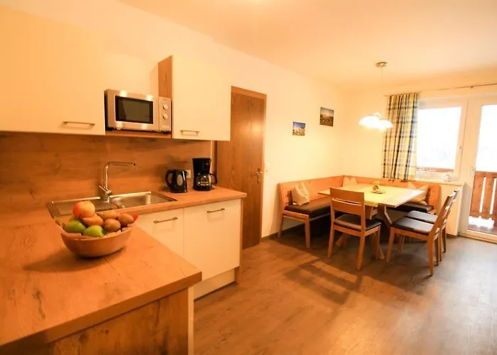 Gfoeller フラッハウ